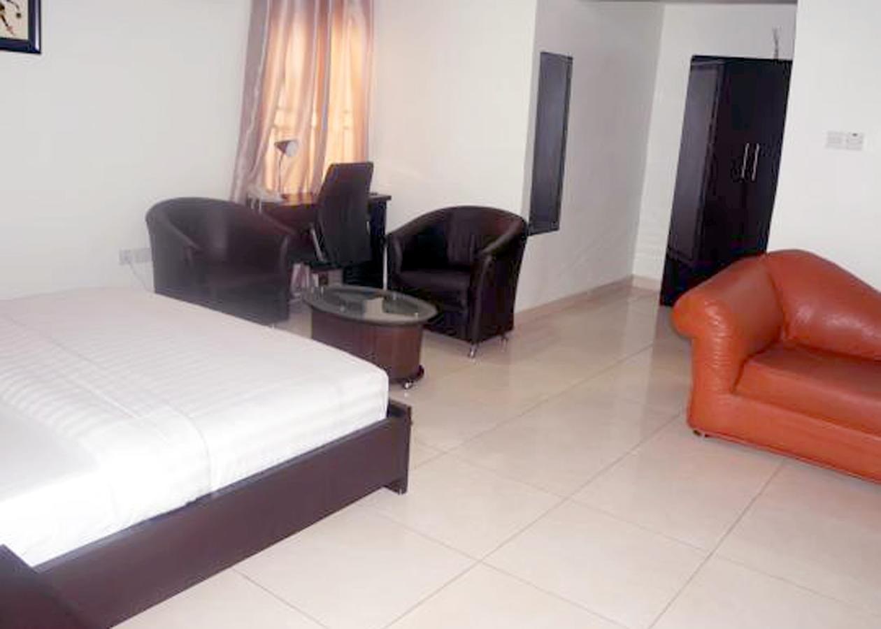 De Rigg Place - Alaka Estate, Surulere Lagos Esterno foto