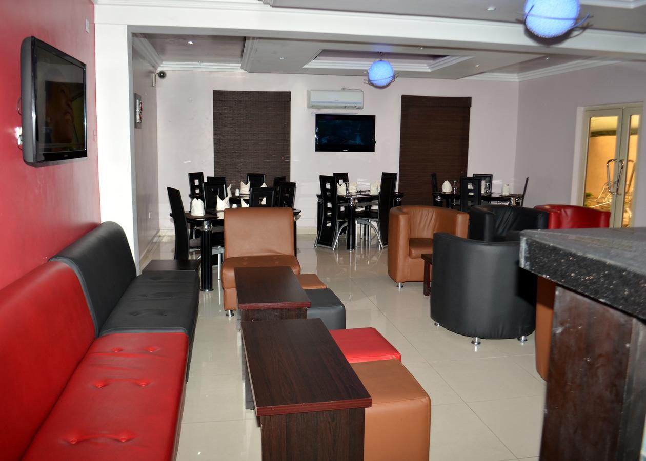 De Rigg Place - Alaka Estate, Surulere Lagos Esterno foto