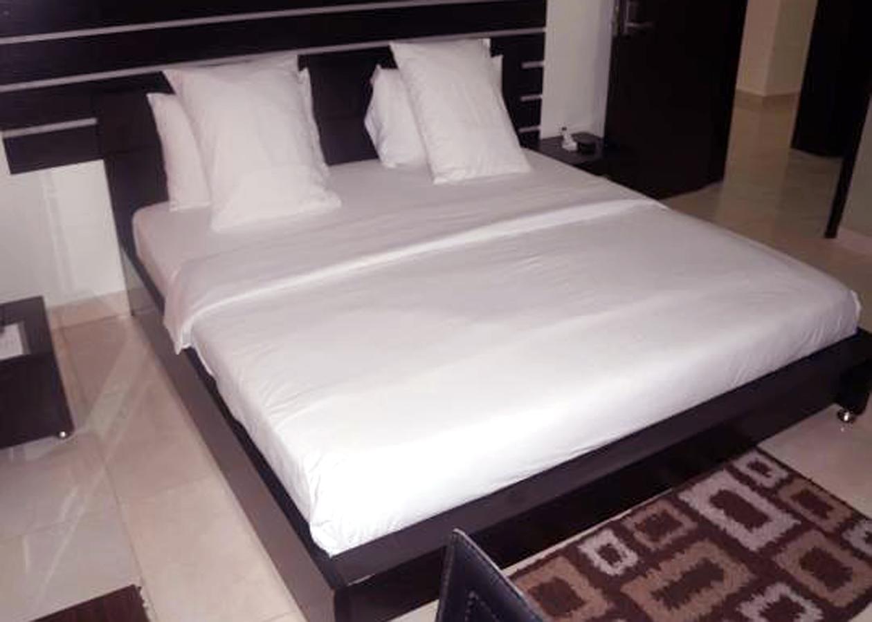 De Rigg Place - Alaka Estate, Surulere Lagos Esterno foto