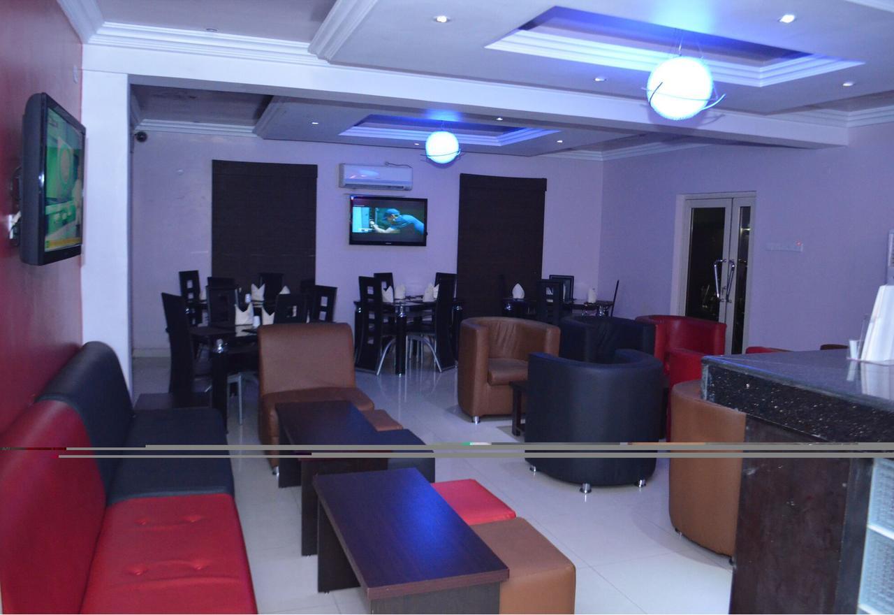 De Rigg Place - Alaka Estate, Surulere Lagos Esterno foto